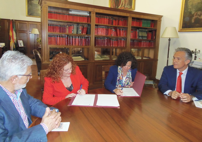 El archivo digitalizado del dramaturgo granadino José Martín Recuerda, se alojará en el repositorio institucional de la UGR